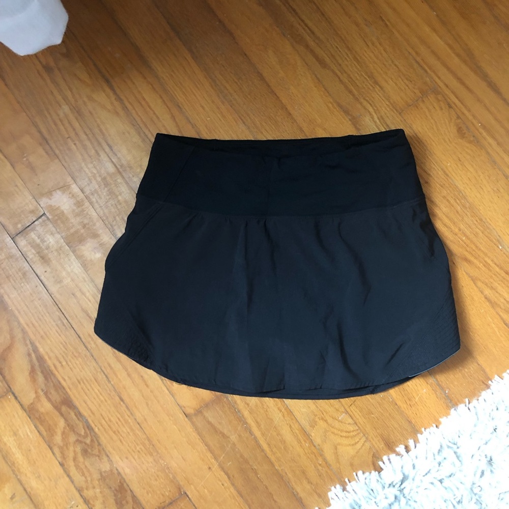 LULULEMON black tennis skort